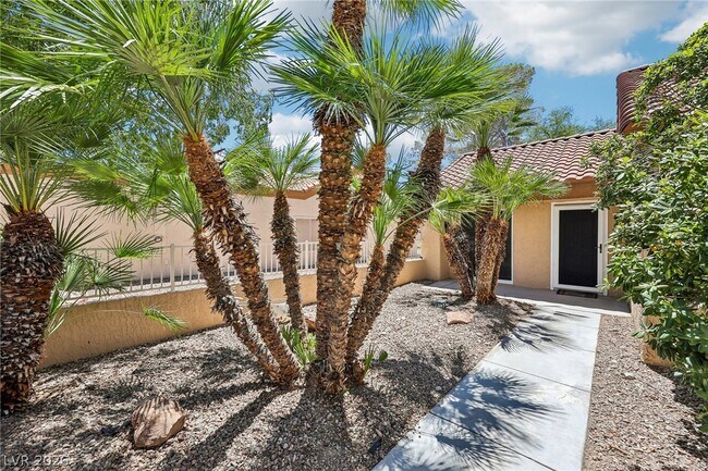 Building Photo - 8701 Prairie Hill Dr