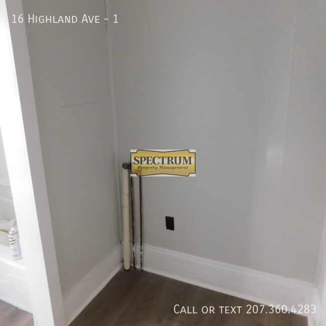 Building Photo - 16 Highland Ave