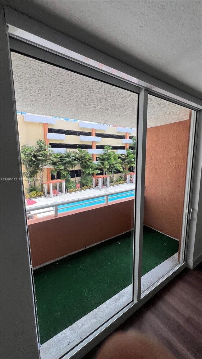 Building Photo - 2775 NE 187th St