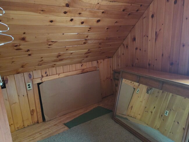 Building Photo - Ledge Hill Center Tuftonboro