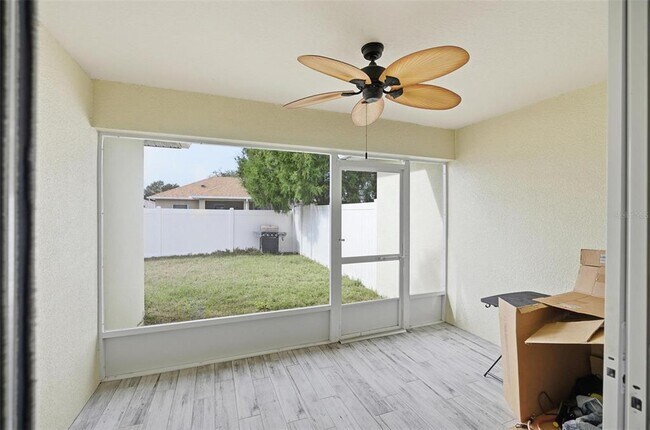 Building Photo - 4 Lynton Pl