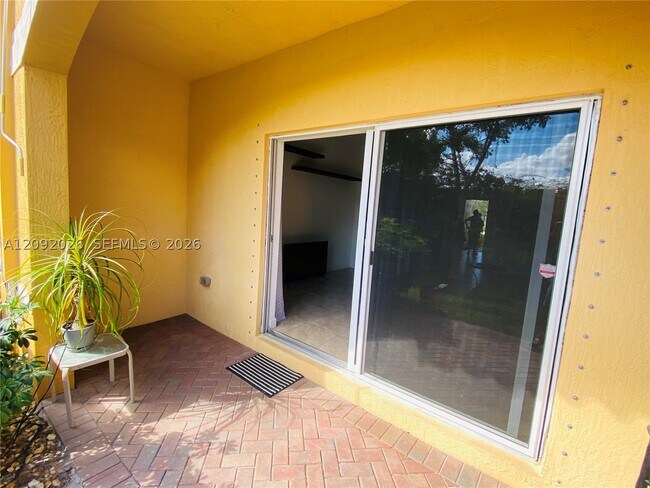 Building Photo - 3556 NW 29th Ct