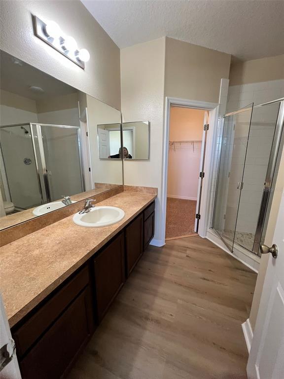 Building Photo - 2202 Seven Oaks Dr