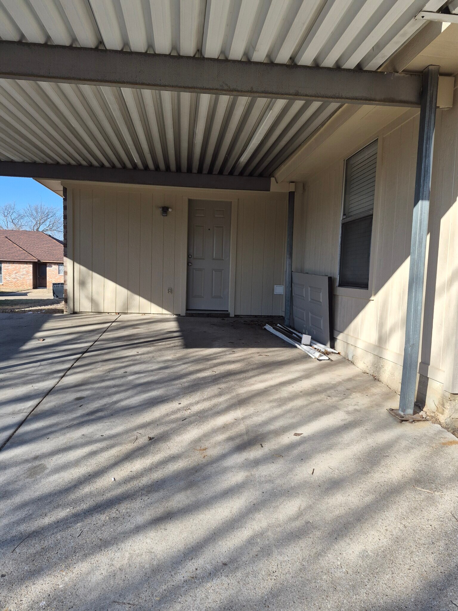 Building Photo - 2006 Minnie Dr