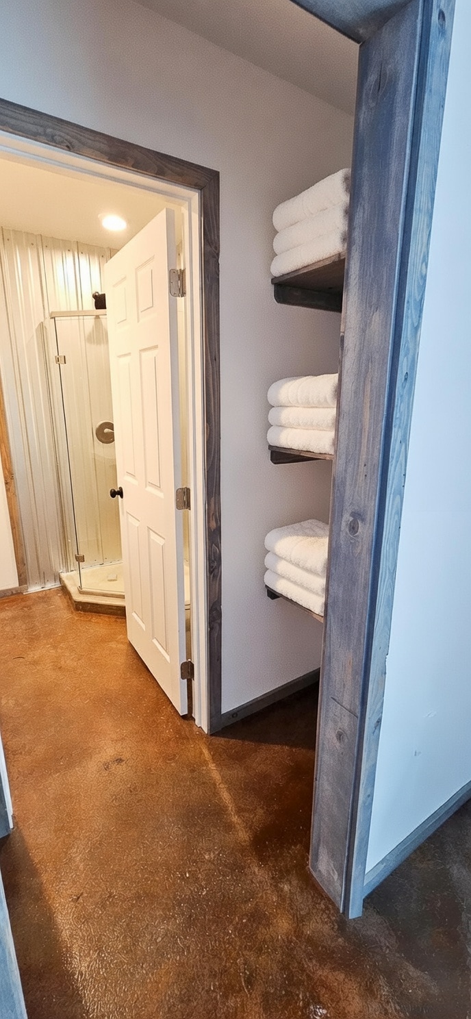 Building Photo - 2571 Old Mission Rd