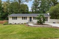 Building Photo - 551 Lyle Dr SE