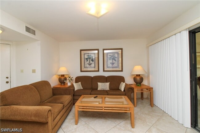 Building Photo - 1510 Mainsail Dr