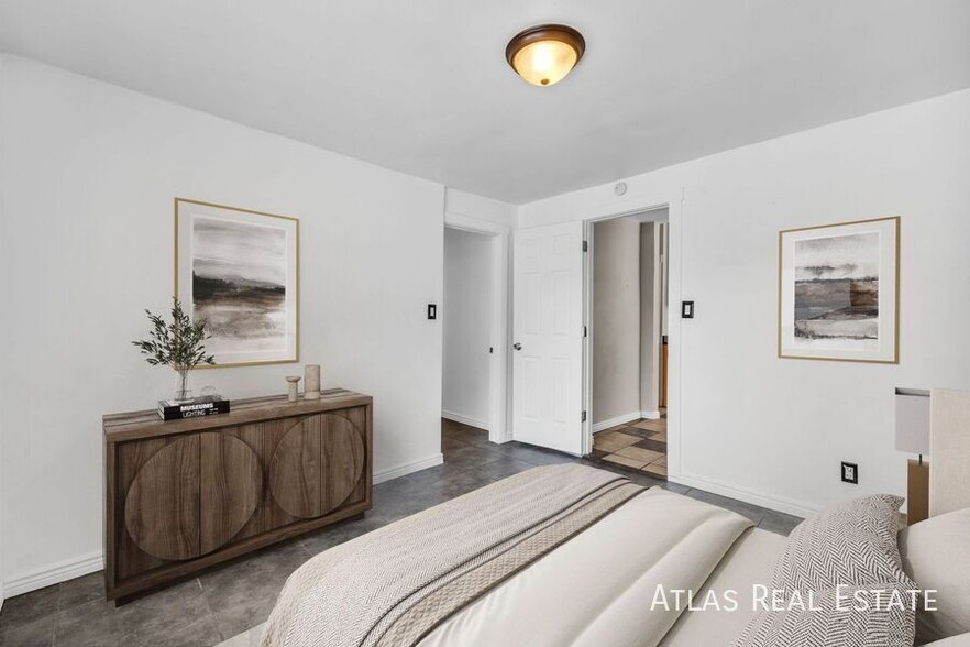 Building Photo - 853 Emeril Ave