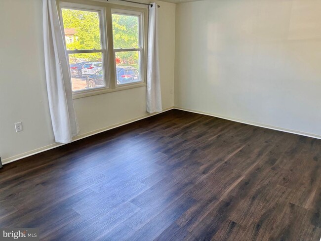 Building Photo - 19205 Misty Meadow Terrace