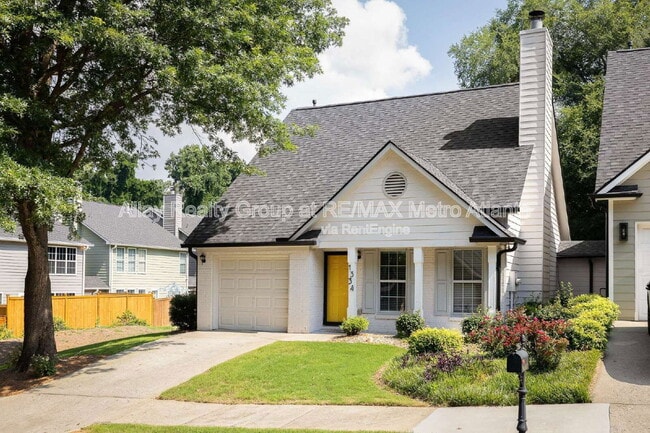 Building Photo - 1334 Gates Dr SE