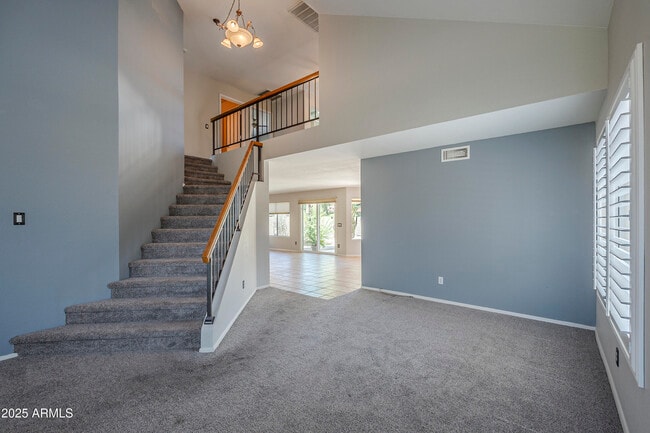 Building Photo - 2340 W Myrtle Dr