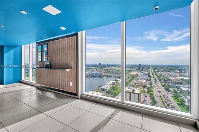 Building Photo - 2602 Halladale cu-T3105