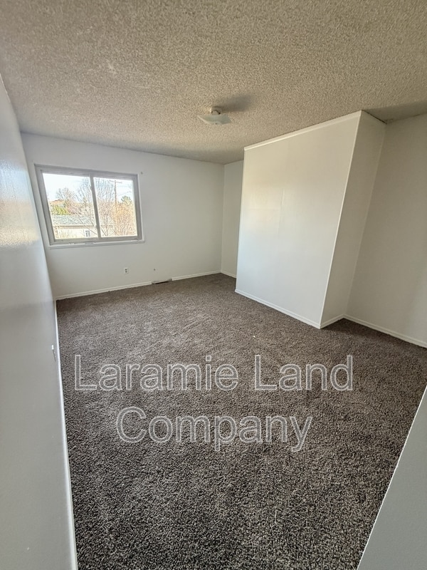 Building Photo - 1227 Downey St