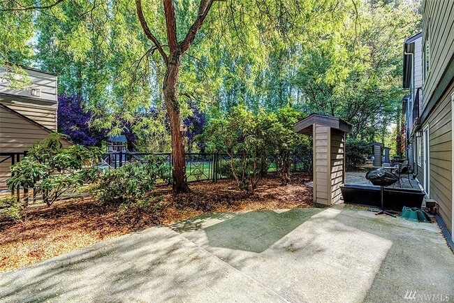 Building Photo - 15819 Leary Wy