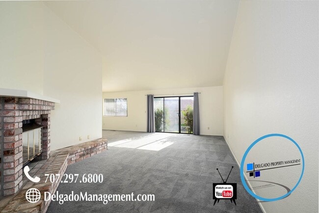 Building Photo - Gorgeous Glen Cove 4 bedroom home.