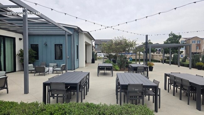 Building Photo - 2456 E Encanto Pso