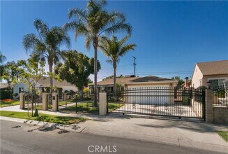 Building Photo - 6313 Bluebell Ave