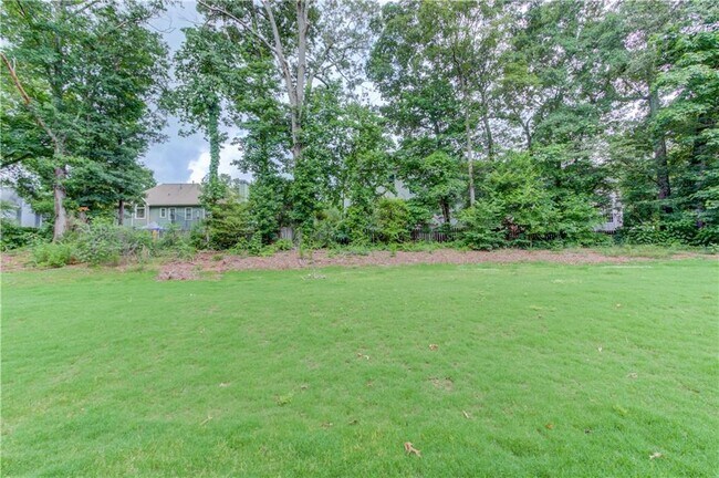 Building Photo - 153 Lantern Ridge Ct