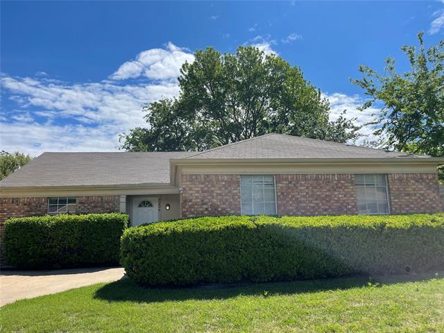 Building Photo - 7204 Shadow Bend Dr