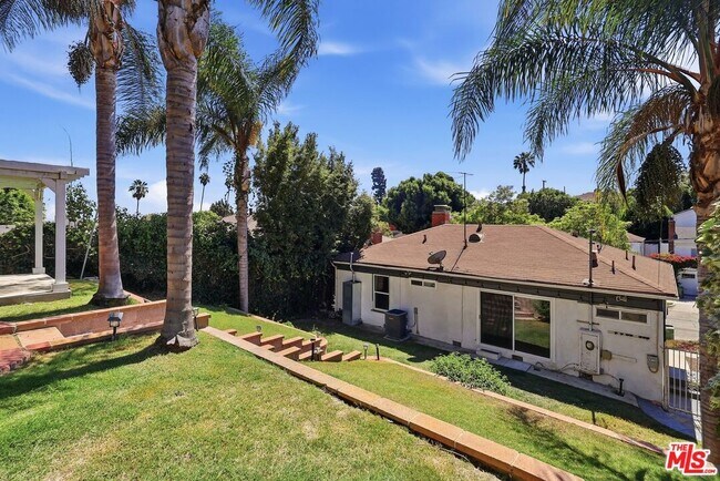 Building Photo - 5412 Marburn Ave