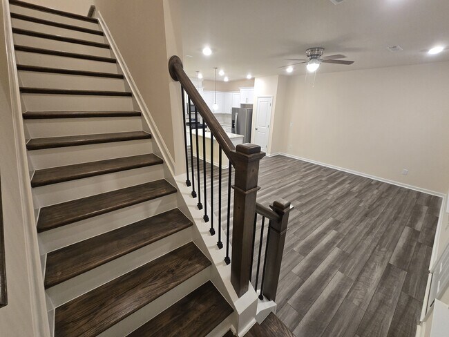 Building Photo - 4028 Beckton Trl