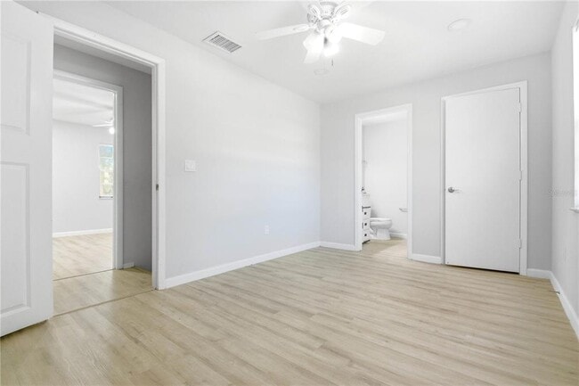 Building Photo - 14113 Village Terrace Dr