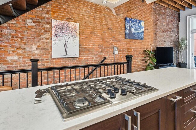 Building Photo - 408 Scott St