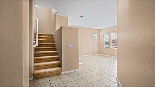 Building Photo - 4106 Arroyo Way