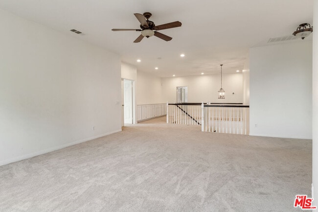 Building Photo - 17426 Half Moon Ct