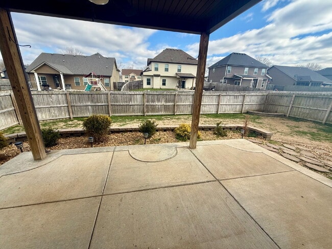 Building Photo - 275 Crusaw Dr