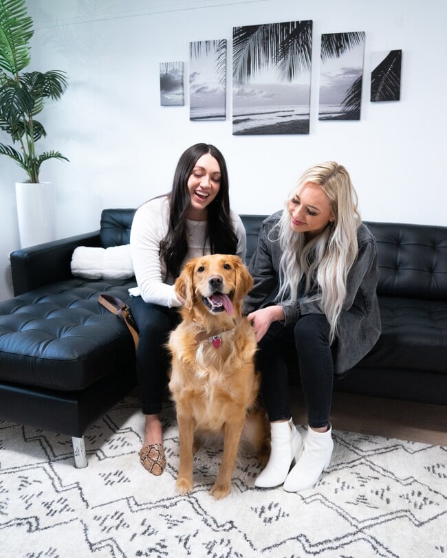 Building Photo - Ashli Townhomes