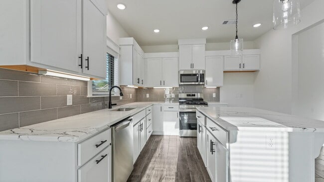 Building Photo - "Brand-new 3-Bedroom Farmington Home with ...