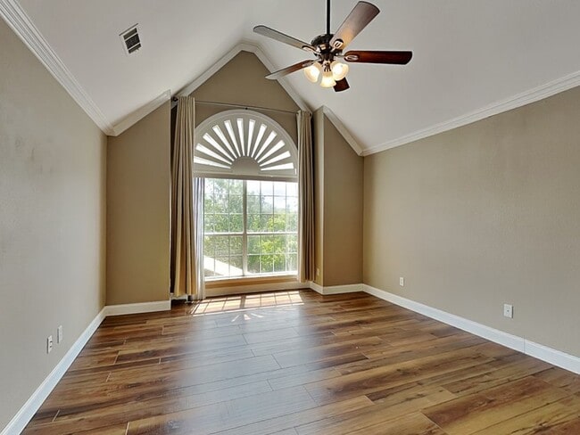 Building Photo - 1612 Commerce Dr