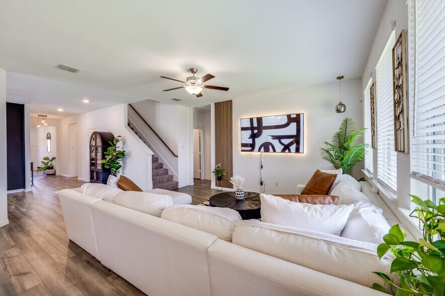 Building Photo - 3016 Riddler Way