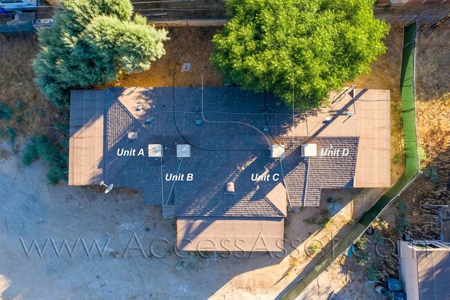 Building Photo - 24099 CA-74