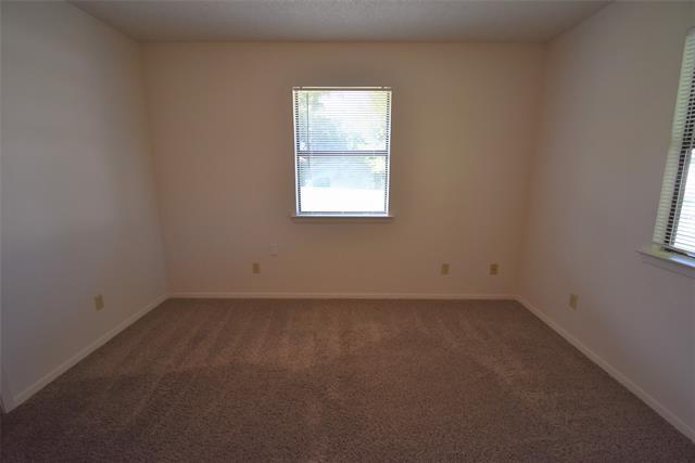 Building Photo - 514 Pecan St