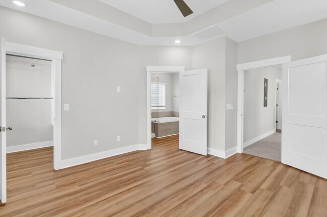 Building Photo - 396 Ripple Park Dr