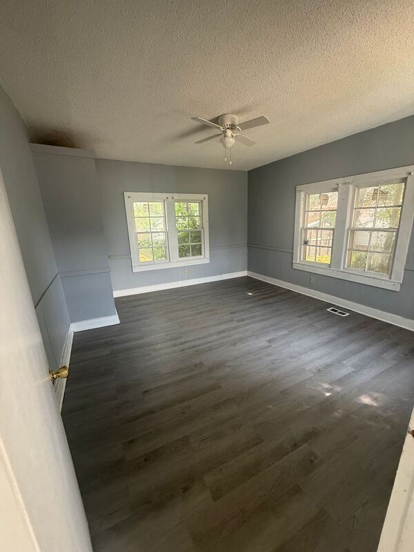 Building Photo - 1301 Glover St