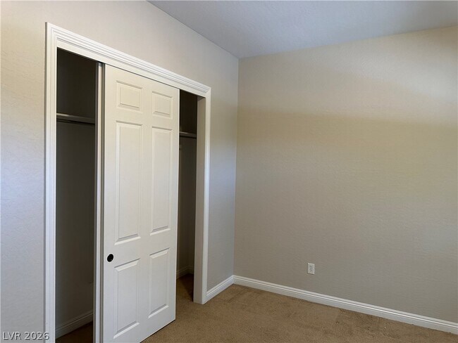 Building Photo - 3418 Singer Ln