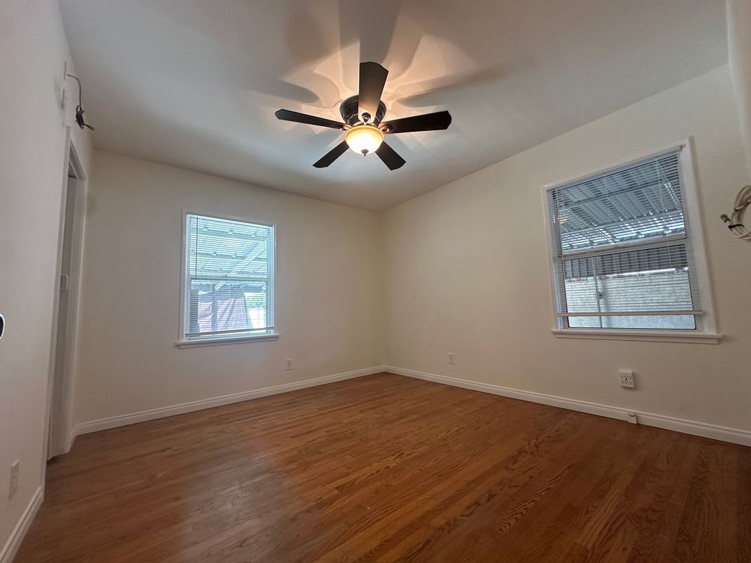 Building Photo - 9054 Farm St