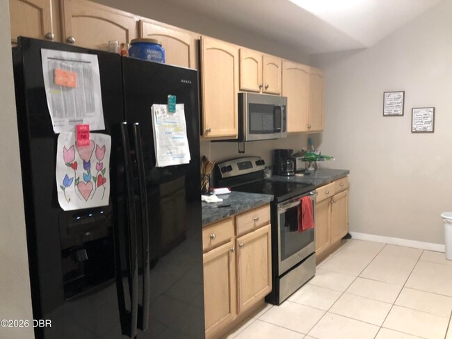 Building Photo - 5007 Sail Ct