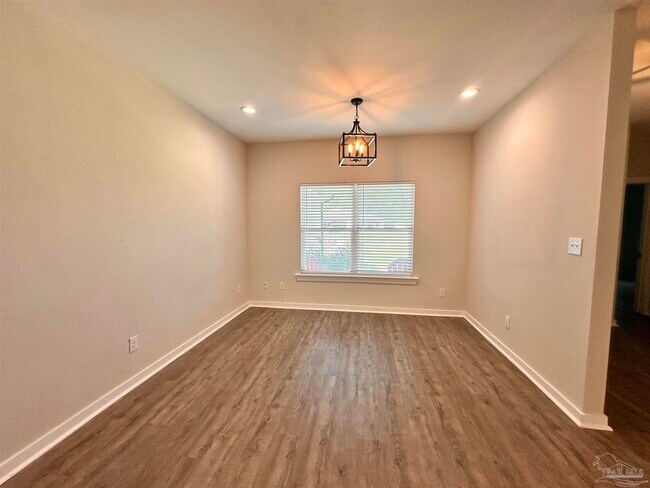 Building Photo - 726 Giese Ln