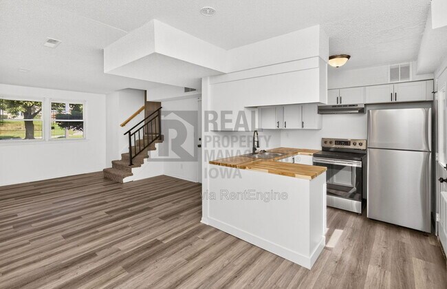 Building Photo - 3414 SW 42nd St