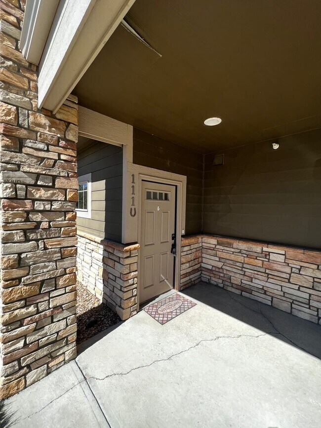 Building Photo - 4101 Crittenton Ln