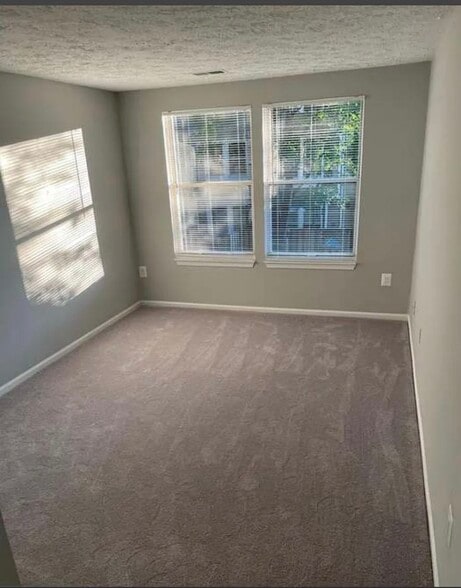 Building Photo - 13525 Demetrias Way