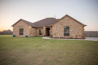 Building Photo - 48 Creekside Dr