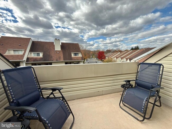 Building Photo - 263 Tavistock Rd