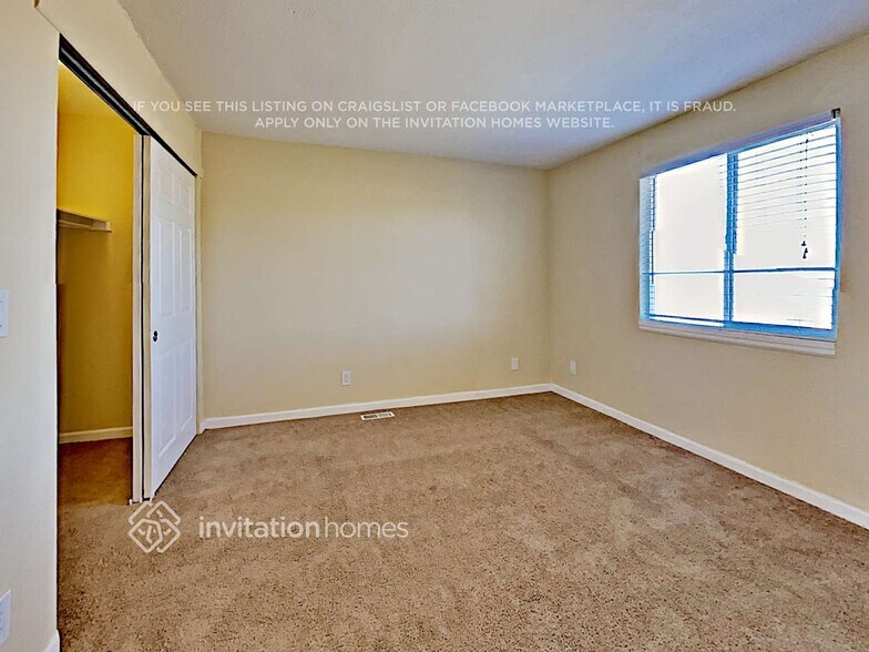 Building Photo - 17579 E Temple Dr