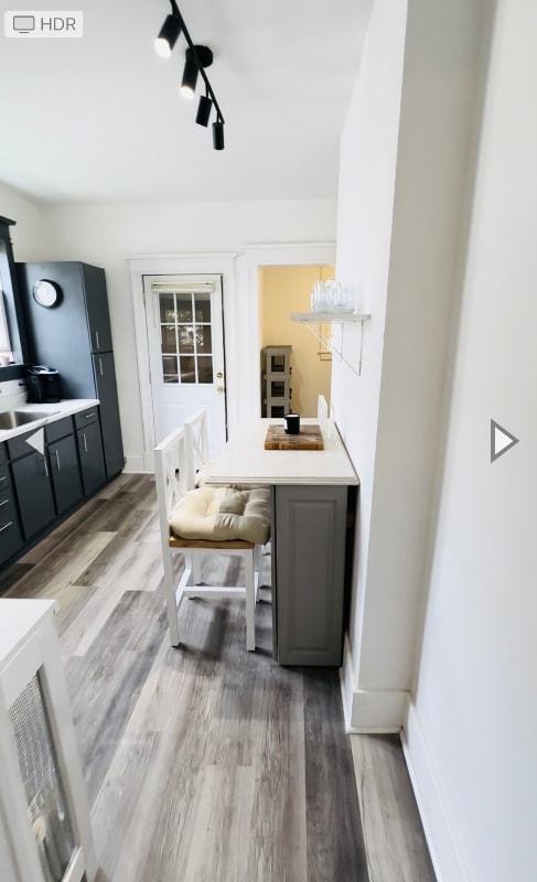 Building Photo - 705 Hudson Ave