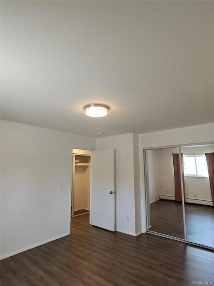 Building Photo - 25301 Five Mile Rd